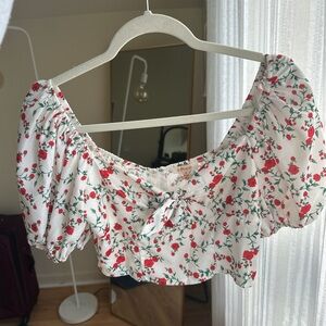 Cropped puff sleeve rose blouse (swipe for fit!)